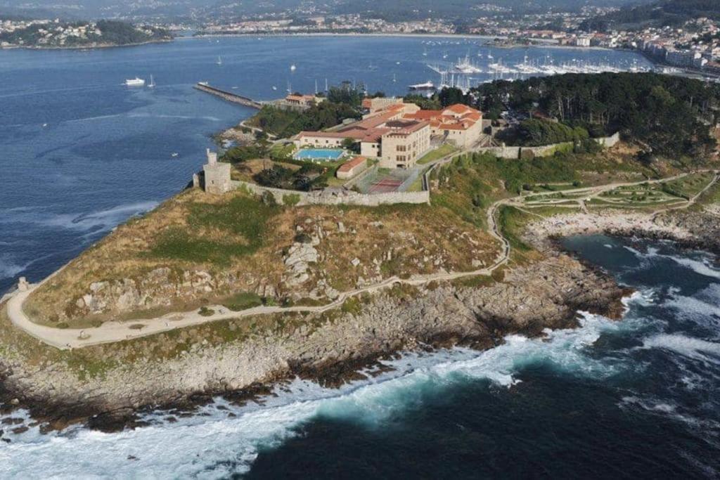 Casa De Lois A Un Paso De Vigo, Baiona, Playa America Y Portugal Gondomar Ngoại thất bức ảnh